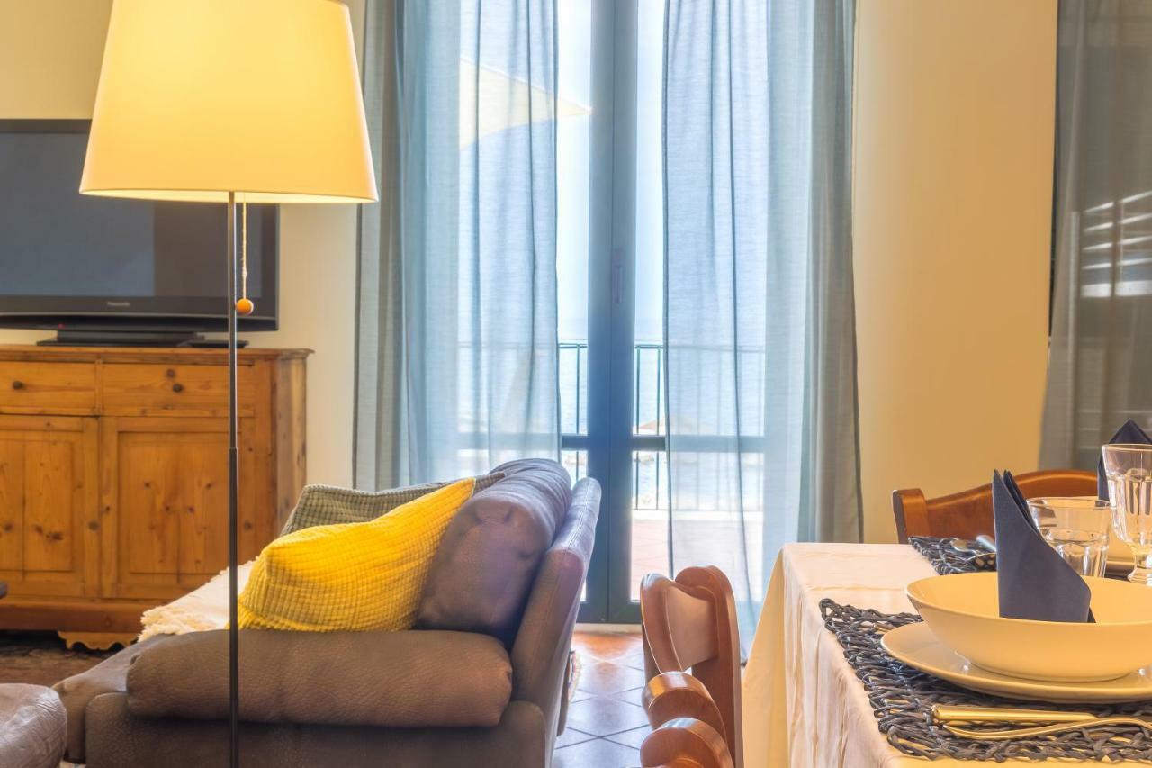 Les Suites - Apartments Riposto Dış mekan fotoğraf