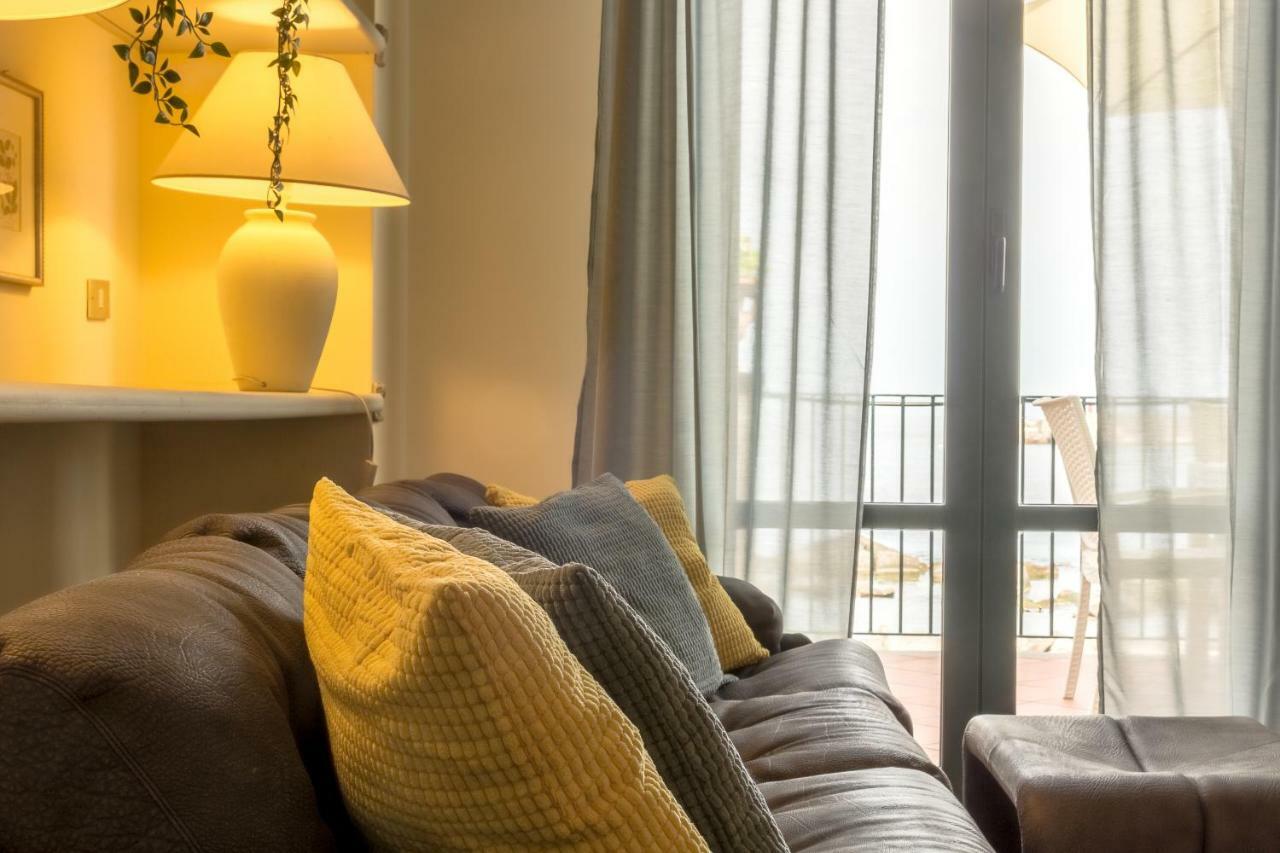 Les Suites - Apartments Riposto Dış mekan fotoğraf